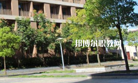 安徽2020年女生讀什么鐵路學校好