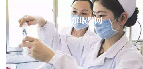 貴陽2020年女生學(xué)衛(wèi)校好嗎