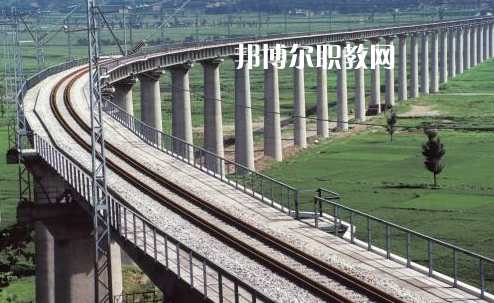 甘肅2020年中學畢業(yè)讀什么高鐵學校