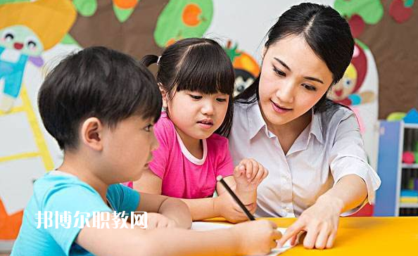 湖北2020年公辦的幼師學(xué)校
