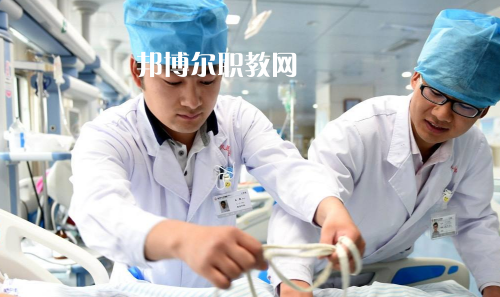 貴陽2021年衛(wèi)校有男生嗎
