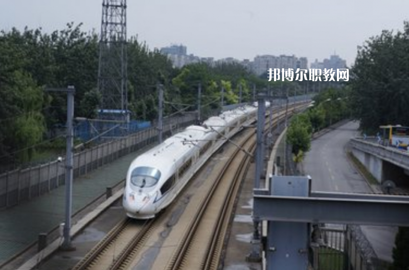重慶2021年中專鐵路學(xué)校專業(yè)有哪些