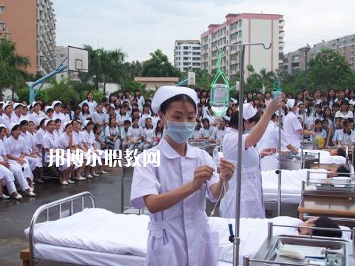 成都2021年衛(wèi)校哪個好