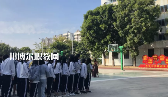 汕頭光明理工職業(yè)技術(shù)學(xué)校2021年報(bào)名條件、招生要求、招生對(duì)象