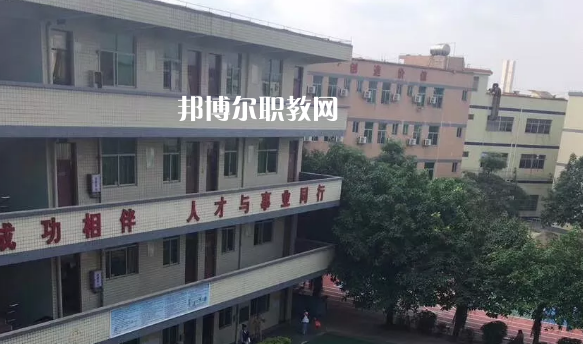 廣東領(lǐng)才技工學(xué)校2021年報(bào)名條件、招生要求、招生對(duì)象