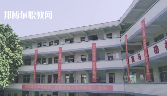 廣東領才技工學校怎么樣、好不好