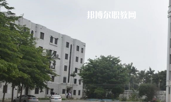 吳川職業(yè)高級中學怎么樣、好不好