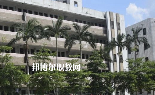 吳川職業(yè)高級中學(xué)2021年學(xué)費(fèi)、收費(fèi)多少