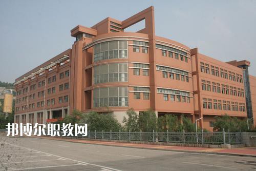 內江宏昌職業(yè)技術學校2021年招生錄取分數線