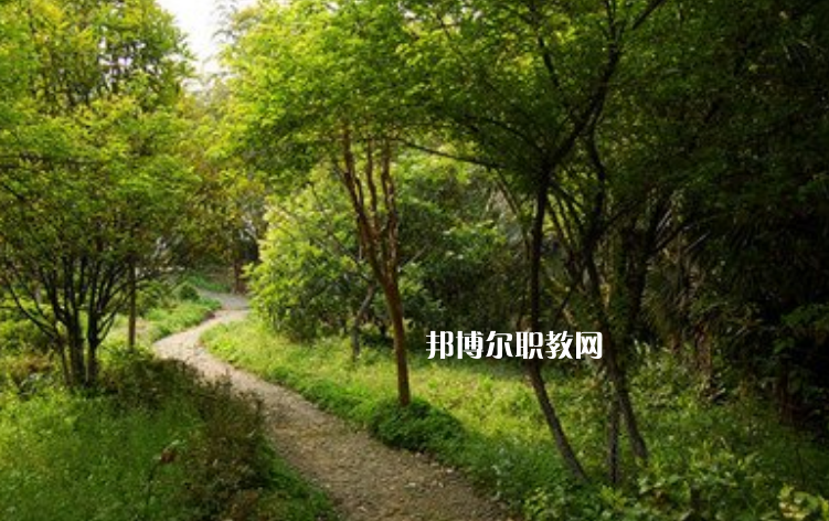 重慶船舶工業(yè)技工學(xué)校怎么樣、好不好