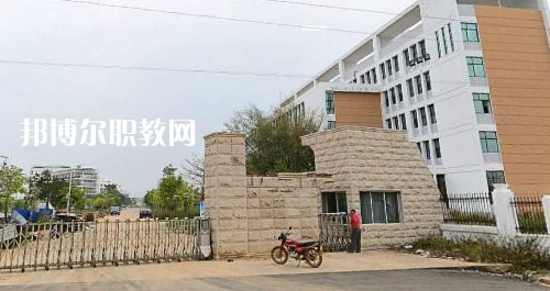 廣西2021年初中畢業(yè)讀什么中專(zhuān)