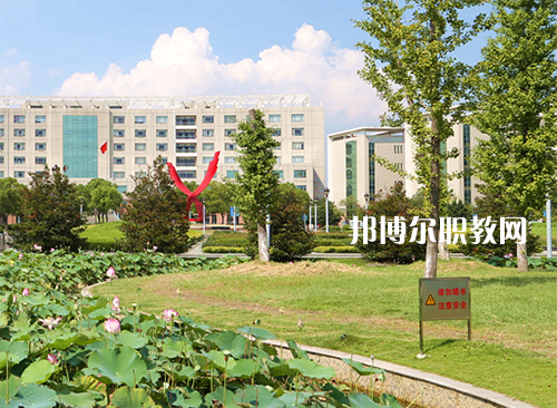 江蘇省常熟職業(yè)教育中心校怎么樣、好不好