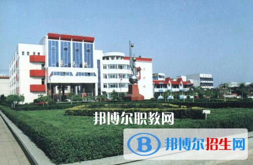 潢川幼兒師范學(xué)校2021年報(bào)名條件、招生要求、招生對(duì)象