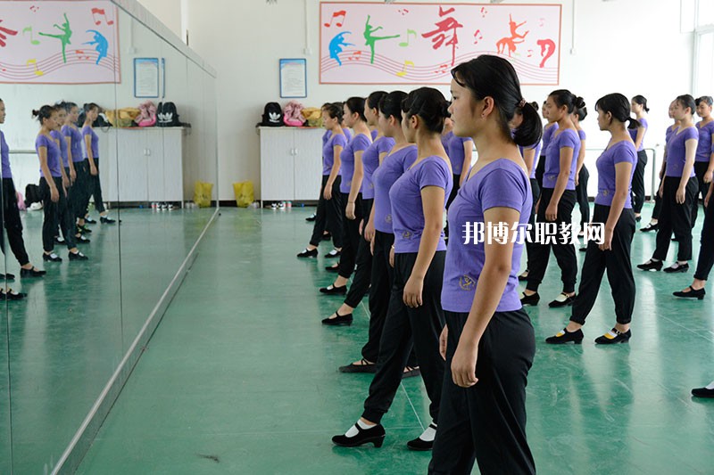 惠水中等職業(yè)學校2021年報名條件、招生要求