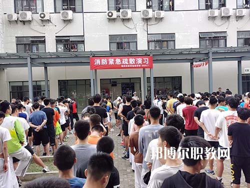 揚州市體育運動學(xué)校2021年報名條件、招生要求、招生對象