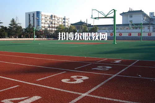 揚(yáng)州生活科技學(xué)校怎么樣、好不好
