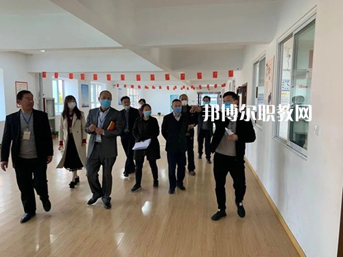 泰州市鳳凰藝術(shù)學(xué)校怎么樣、好不好