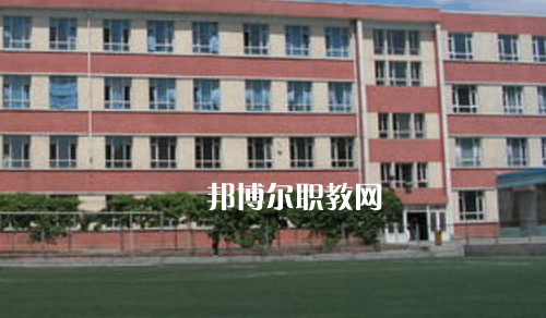 花溪區(qū)職業(yè)教育培訓(xùn)管理中心2021年招生辦聯(lián)系電話(huà)