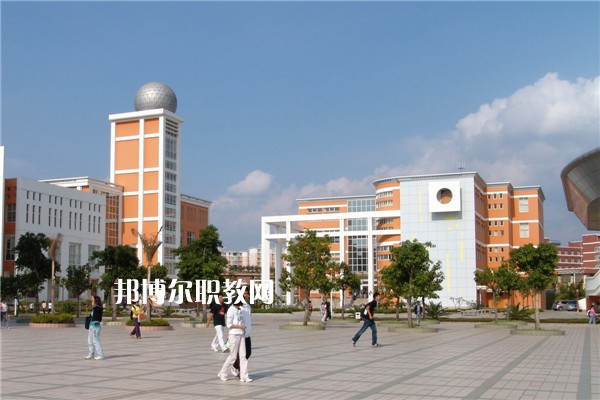 蒙自職業(yè)高級(jí)中學(xué)2021年報(bào)名條件、招生要求、招生對(duì)象