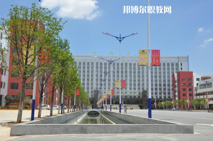 昆明醫(yī)藥職業(yè)技術(shù)學(xué)校2021年報(bào)名條件、招生要求、招生對(duì)象