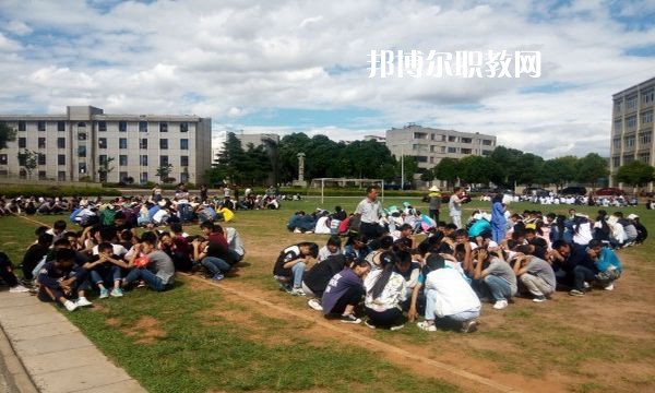 宜良縣職業(yè)高級(jí)中學(xué)怎么樣、好不好