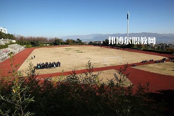 大理州財(cái)貿(mào)學(xué)校怎么樣、好不好