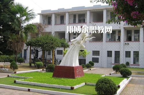 思茅衛(wèi)生學(xué)校怎么樣。好不好