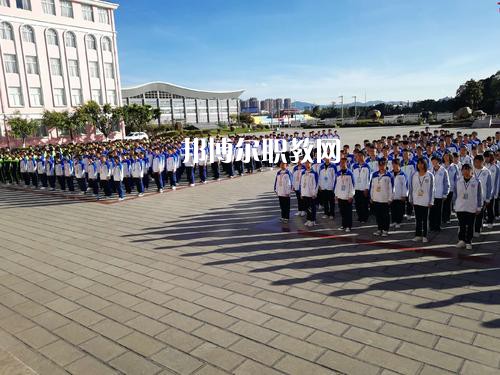 玉溪工業(yè)財貿(mào)學校2021年報名條件、招生要求、招生對象