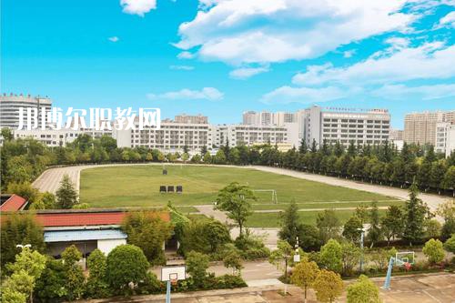 曲靖財經(jīng)學(xué)校2021年報名條件、招生要求、招生對象