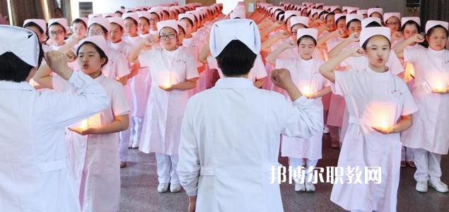 云南中醫(yī)藥中等專(zhuān)業(yè)學(xué)校怎么樣、好不好