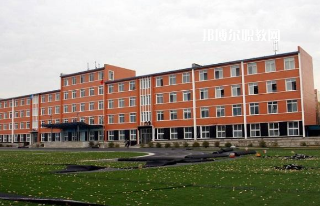 云南楚雄工業(yè)學校2021年報名條件、招生要求、招生對象