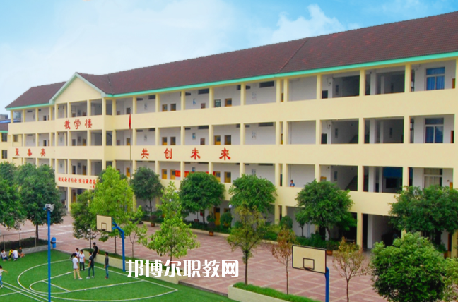 重慶聚英技工學(xué)校2021年報(bào)名條件、招生要求、招生對(duì)象