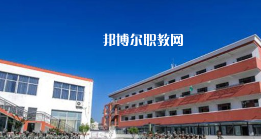 太湖縣技工學(xué)校2021年報名條件、招生要求、招生對象 