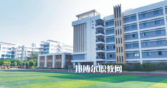  秦皇島市燕?？萍悸殬I(yè)學(xué)校2022年招生辦聯(lián)系電話