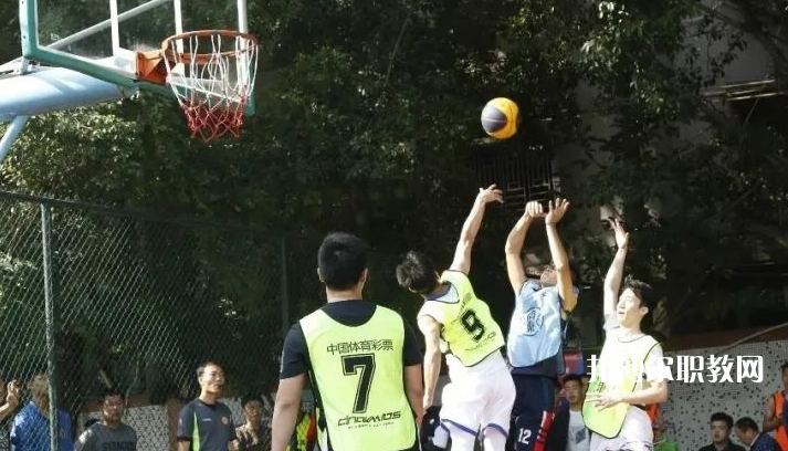揭陽體育運(yùn)動學(xué)校2022年報名條件、招生要求、招生對象