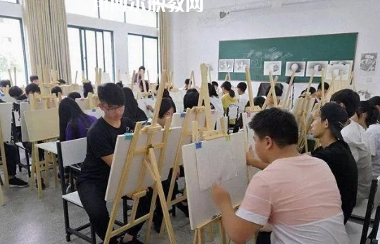 榆中縣職業(yè)教育中心2022年學(xué)費(fèi)、收費(fèi)多少