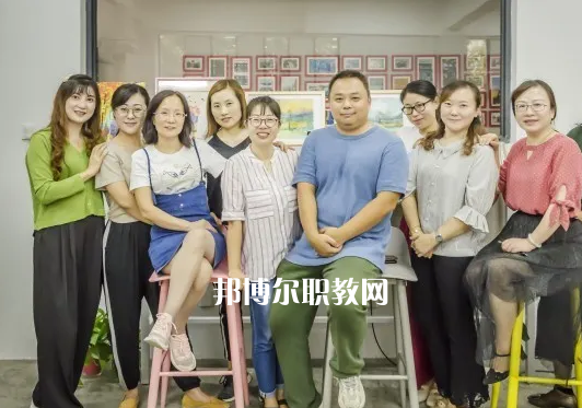 南京商業(yè)學(xué)校怎么樣、好不好