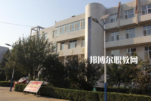 保定滿城職業(yè)技術(shù)教育中心2022年學費、收費多少