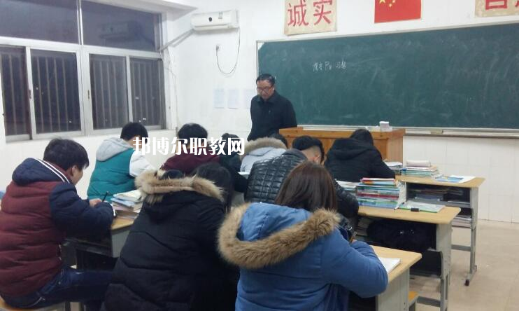 泰州市體育運(yùn)動(dòng)學(xué)校2022年報(bào)名條件、招生要求、招生對(duì)象