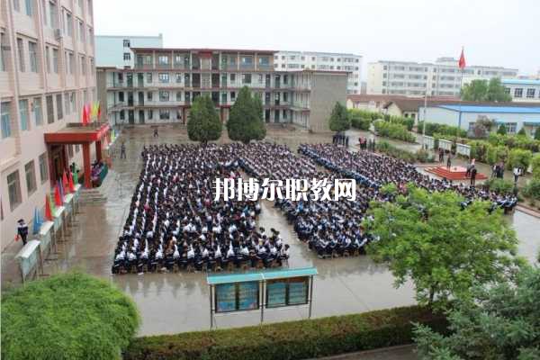 西峰職業(yè)中等專業(yè)學(xué)校2022年報(bào)名條件、招生要求、招生對(duì)象