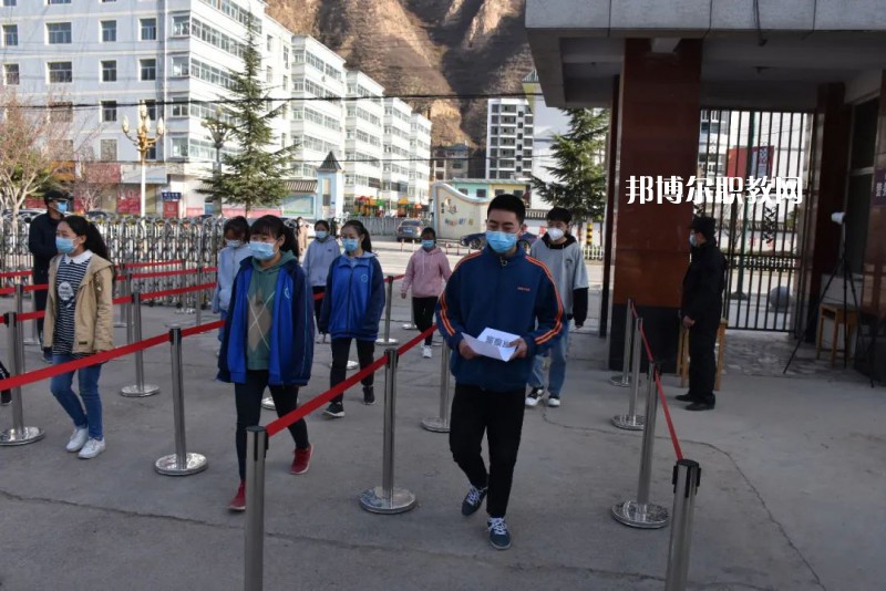 武都職業(yè)中學(xué)2022年報(bào)名條件、招生要求、招生對(duì)象