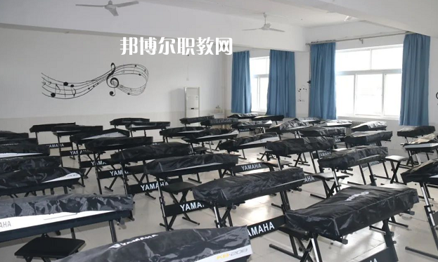 渭南華州區(qū)職業(yè)教育中心2022年報名條件、招生要求、招生對象
