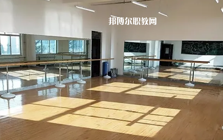甘肅東方航空高鐵學(xué)校2022年報(bào)名條件、招生要求、招生對(duì)象 