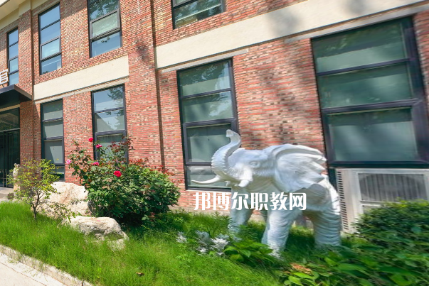 西安萬(wàn)象職業(yè)中學(xué)2022年報(bào)名條件、招生要求、招生對(duì)象