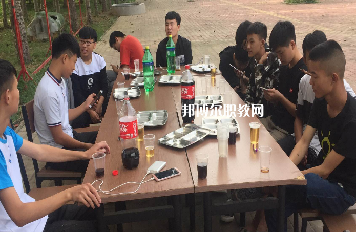 石家莊北方計算機(jī)中等專業(yè)學(xué)校2022年報名條件、招生要求、招生對象