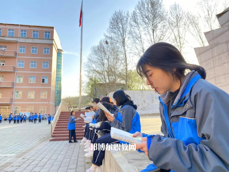 陜西華夏職業(yè)學(xué)校2022年報名條件、招生要求、招生對象