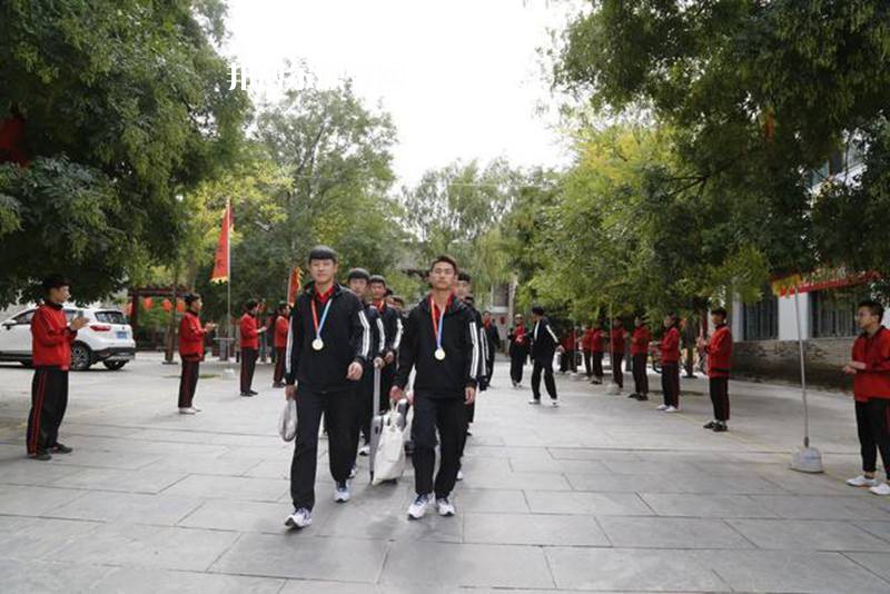 平?jīng)鲠轻嘉奈鋵W(xué)校2022年報(bào)名條件、招生要求、招生對(duì)象