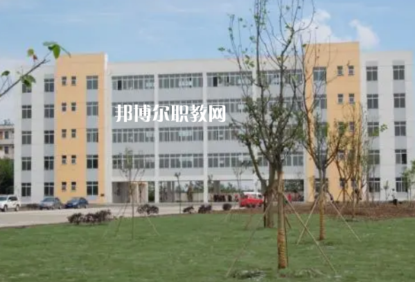 四川省廣漢市職業(yè)中專學(xué)校2022年報(bào)名條件、招生對(duì)象、招生要求