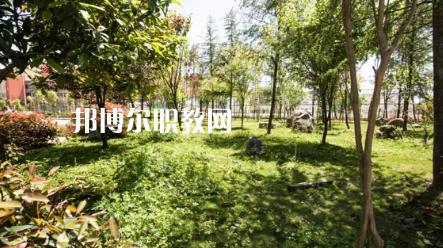 遵義重美職業(yè)技術(shù)學(xué)校2022年學(xué)費(fèi)、收費(fèi)多少