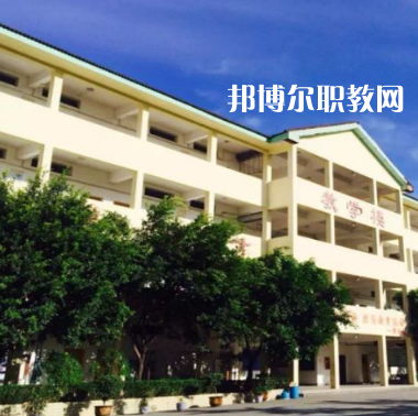 重慶西域技工學(xué)校2022年報(bào)名條件、招生要求、招生對(duì)象